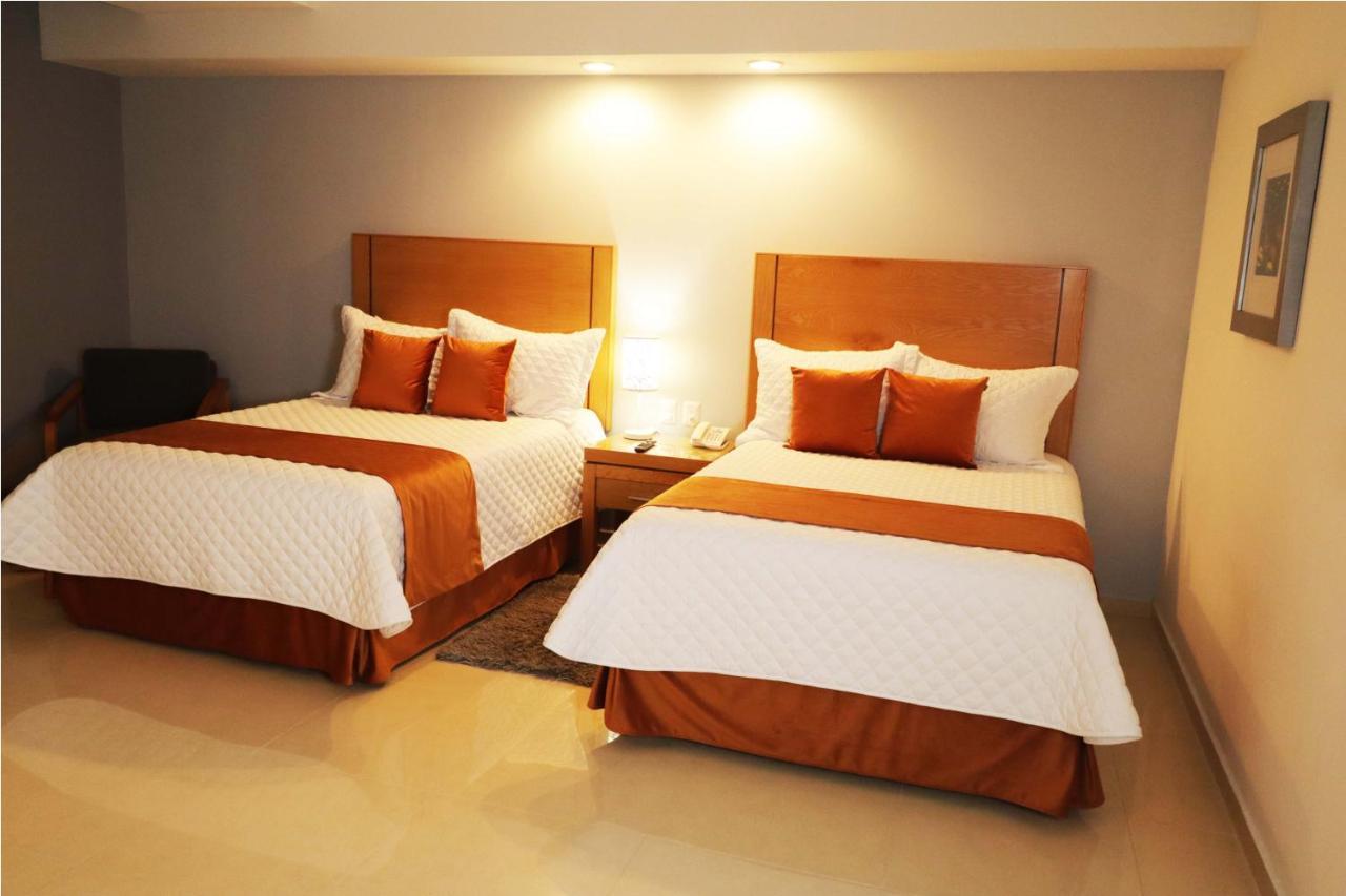 Hb Cordoba Hotel Buitenkant foto